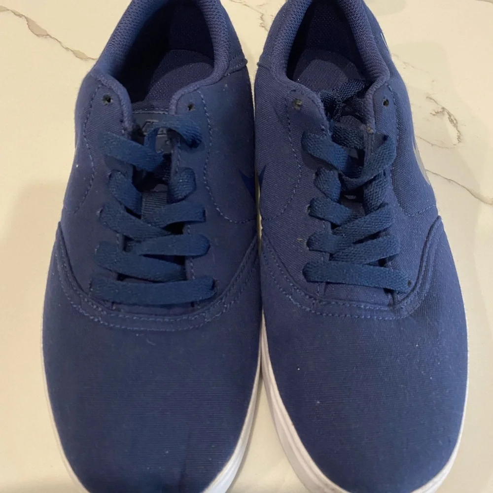 Nike SN check Low Canvas Track shoes